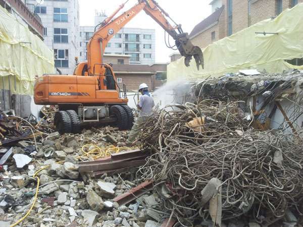 Quy trình tháo dỡ nhà xưởng an toàn tại Phú Cường Hưng