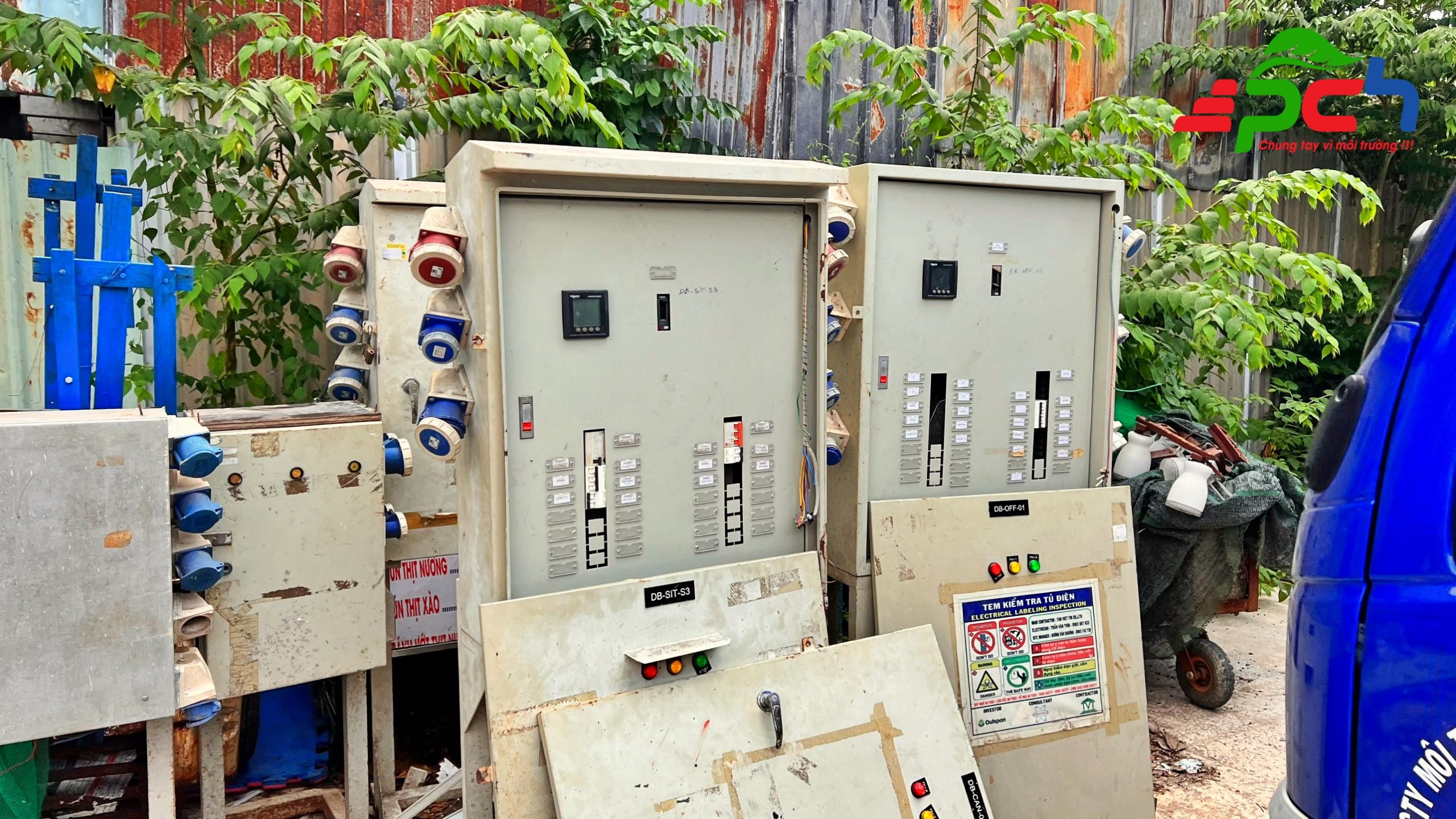 Dịch vụ thu mua tủ điện công nghiệp cũ Phú Cường Hưng