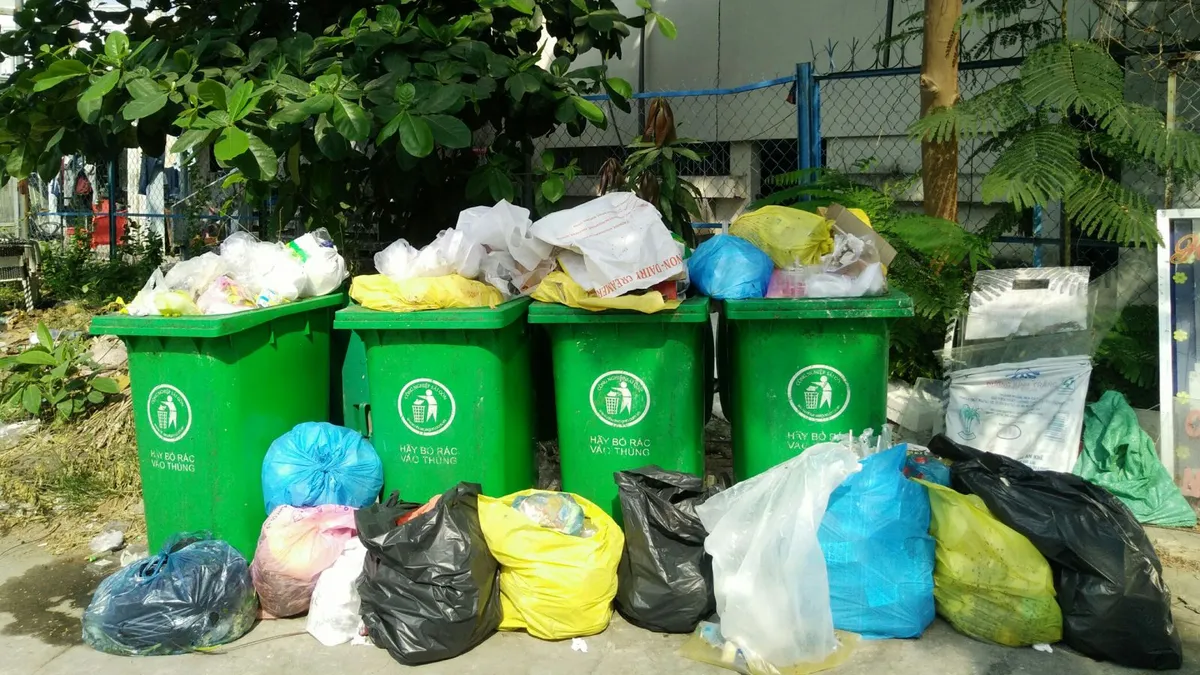 Phú Cường Hưng xử lý rác sinh hoạt khu chung cư