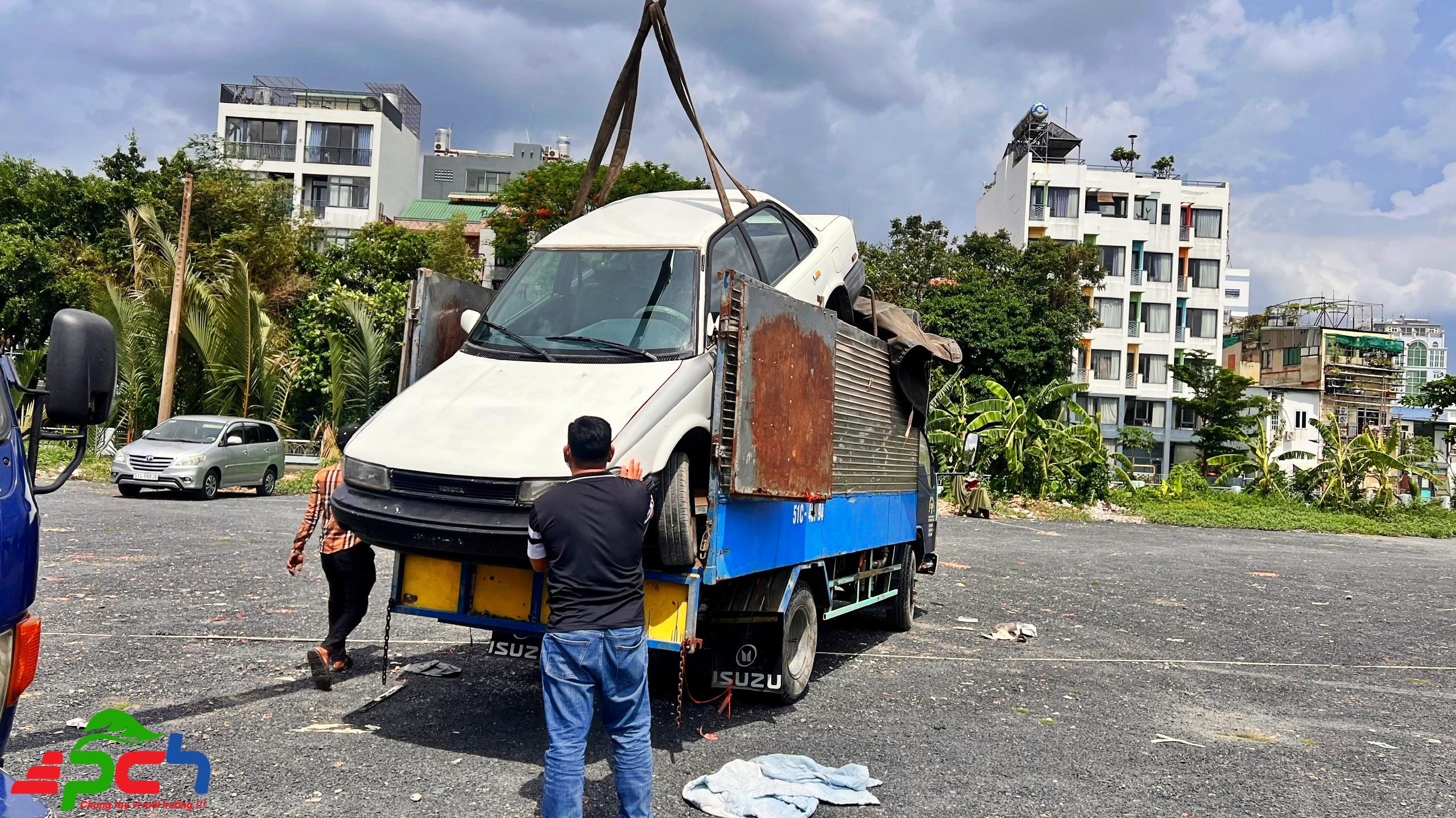 Thu mua xe ô tô hết đăng kiểm và những lưu ý cần biết