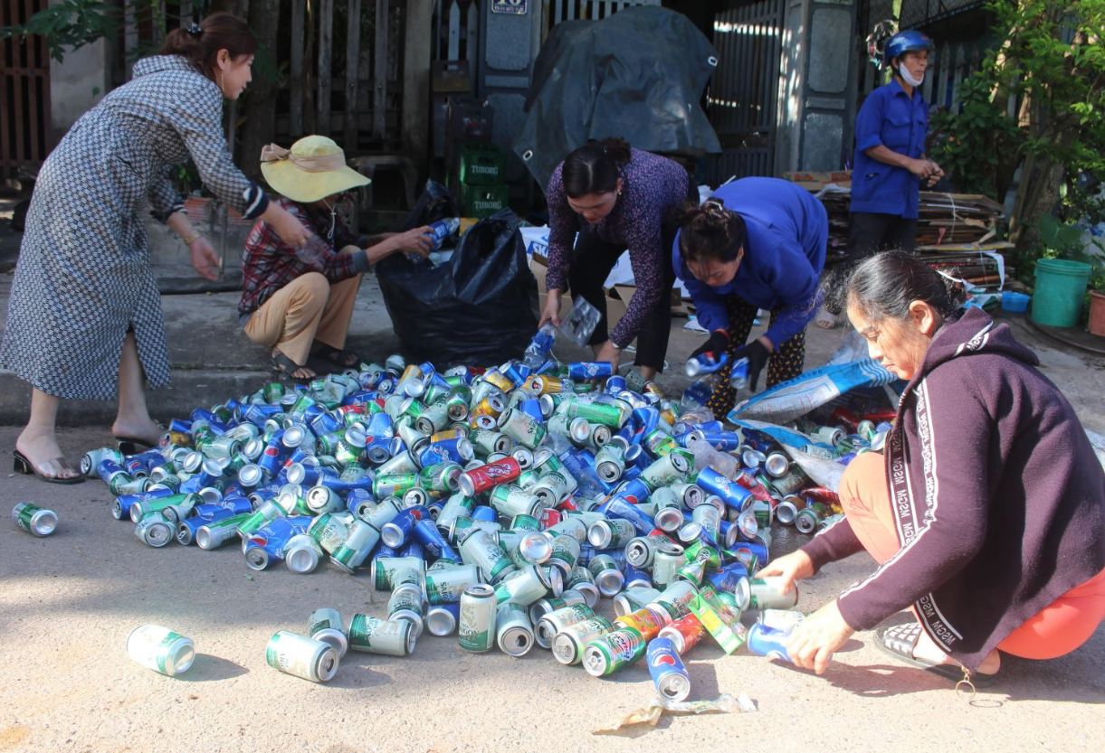 Thu mua ve chai phế liệu